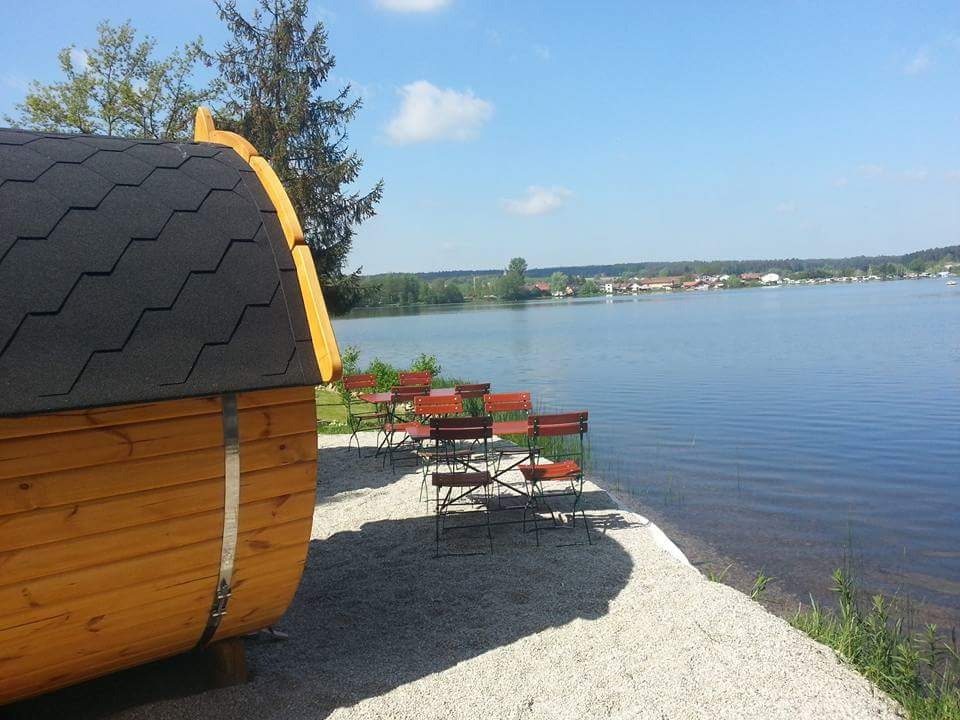 Campingfass Neubäu im Bayerischen Wald - Ausblick am See