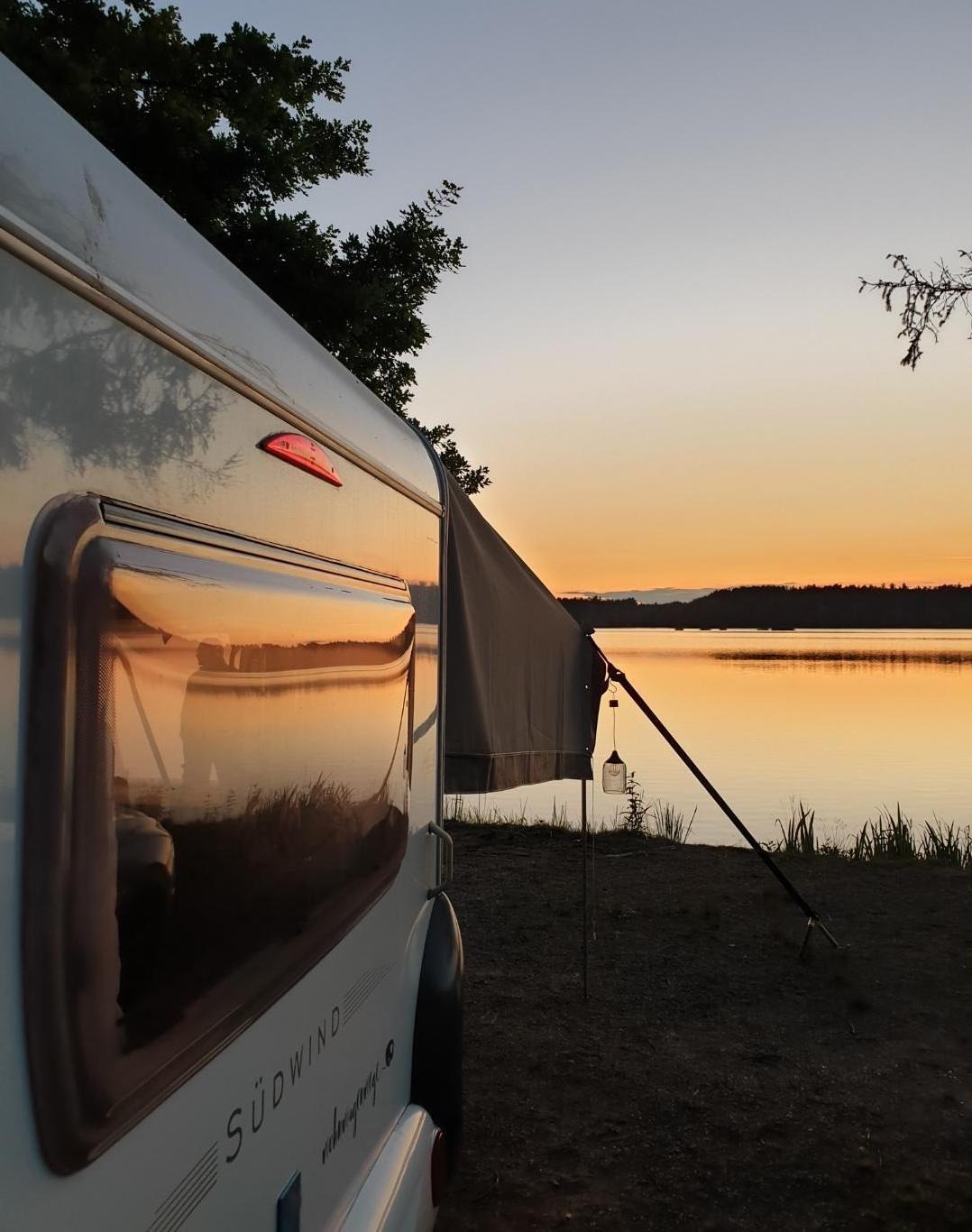 Wohnmobil mit Seeblick - Camping am See Bayern