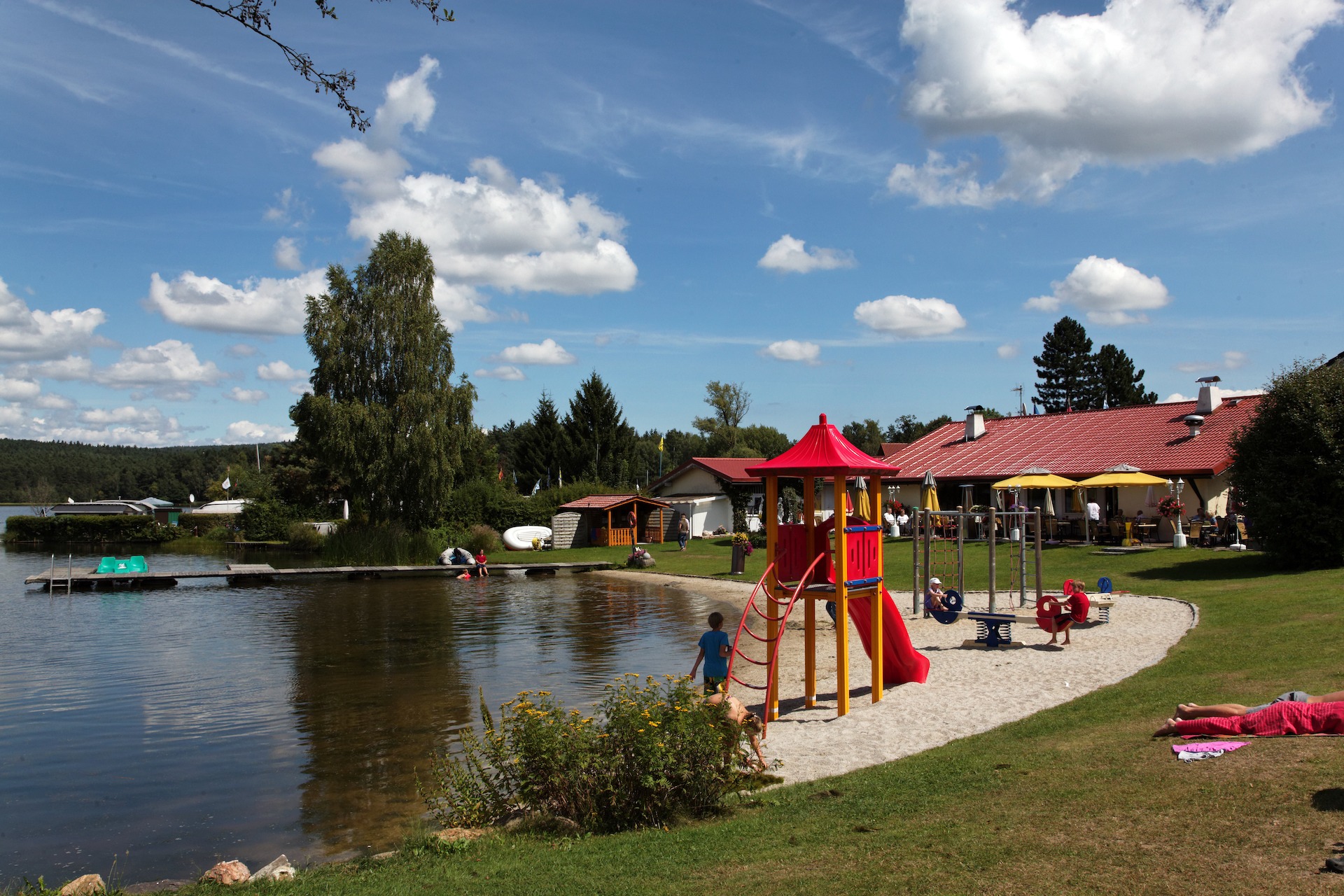 Neubäuer Strandbad - Camping am See Bayern